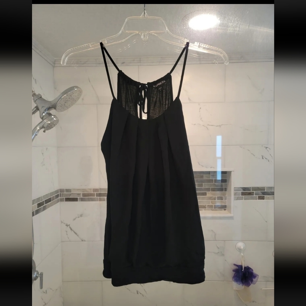 Express Black Keyhole Back Top Sz S